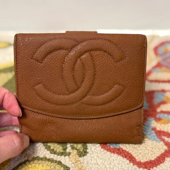 CHANEL Timeless Caviar Leather Classic Brown Bi-Fold Wallet W/ CC Logo - Picture 6 of 16